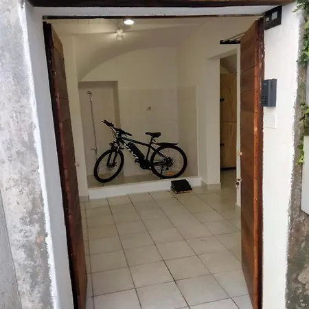 Casa Storta - Cycle Garage Con Biciclette * Pisogne